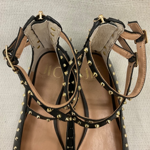 J Lo Jennifer Lopez Black Ayaba Closed Toe Shoes Gold Studded Details Sz 7.5 - Picture 5 of 11